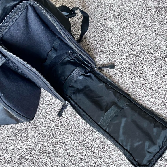 Banana Republic Large Black Insulated Backpack Hiking Golf Picnic 11x16 Unisex main image 6